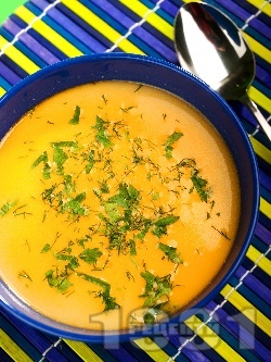 Лесна вегетарианска супа от нахут със сметана - снимка на рецептата